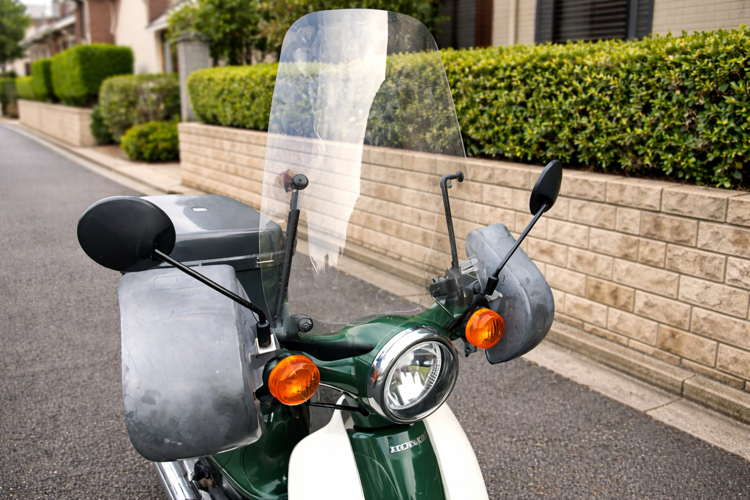 スーパーカブ純正ウインドシールド